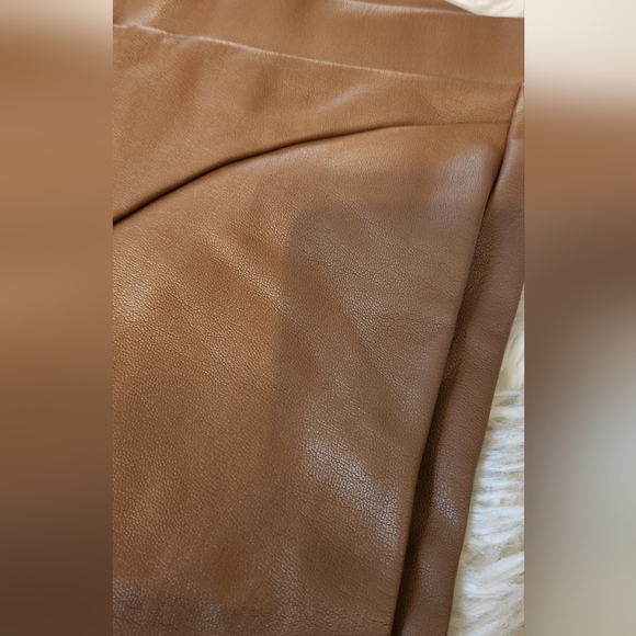 Skims Faux Leather Biker Short in Jasper - NWT - Picture 5 of 7